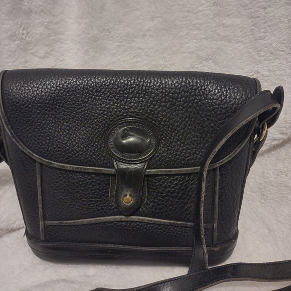 VINTAGE Dooney & Bourke Shoulder and CrossBody Black - Picture 2 of 15